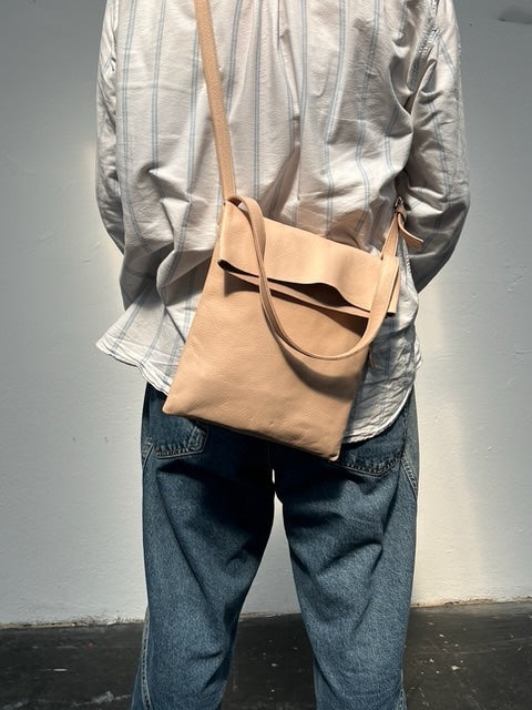 AB 131 Messenger Bag Rose