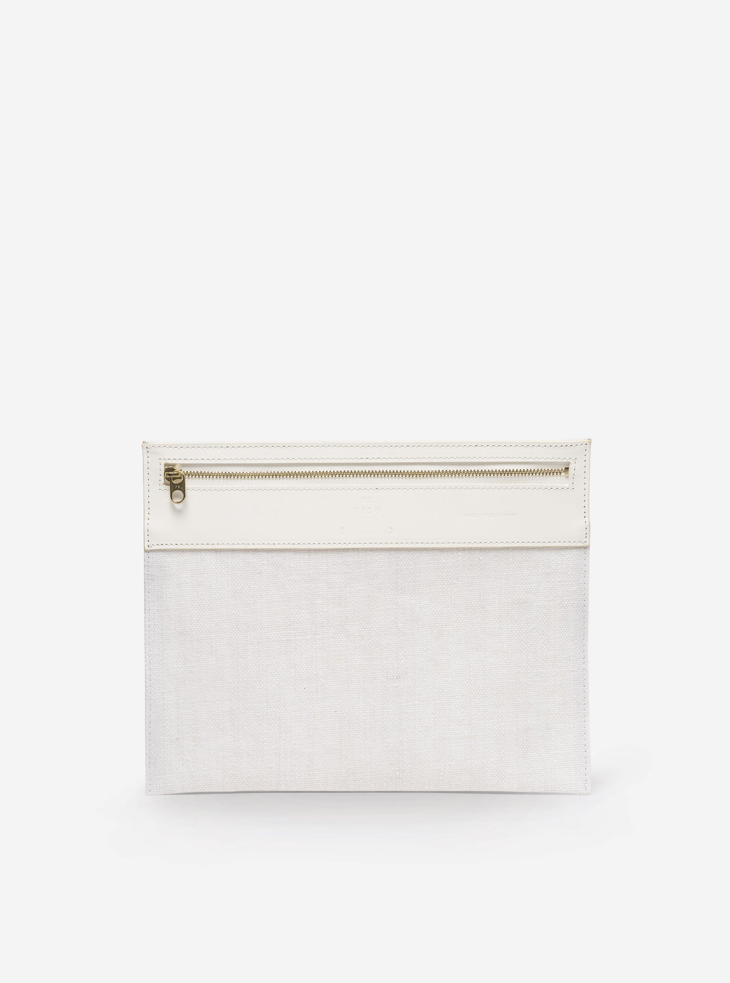 AB 126 Pouch White