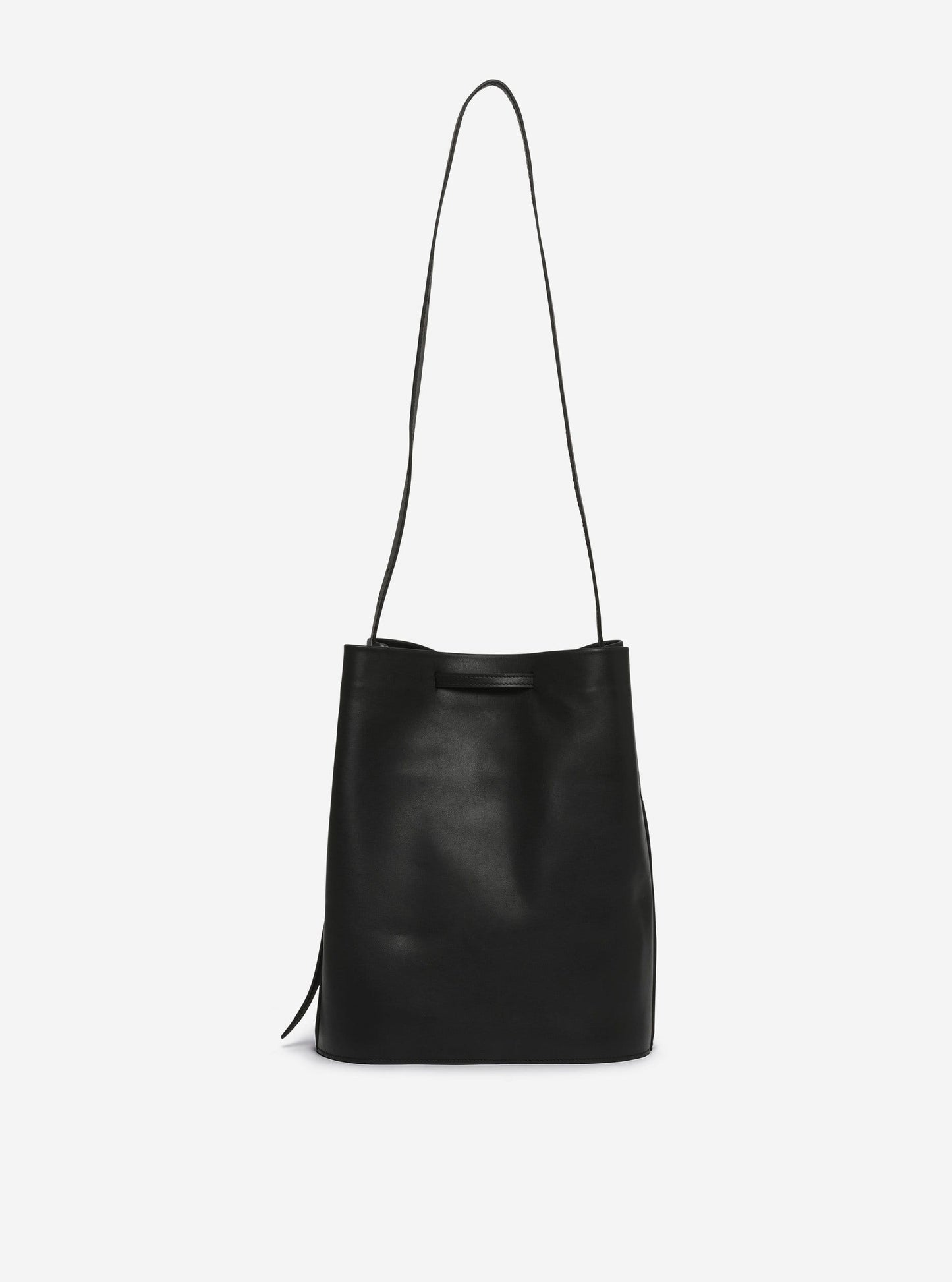 AB 103.1 Bucket bag Schwarz