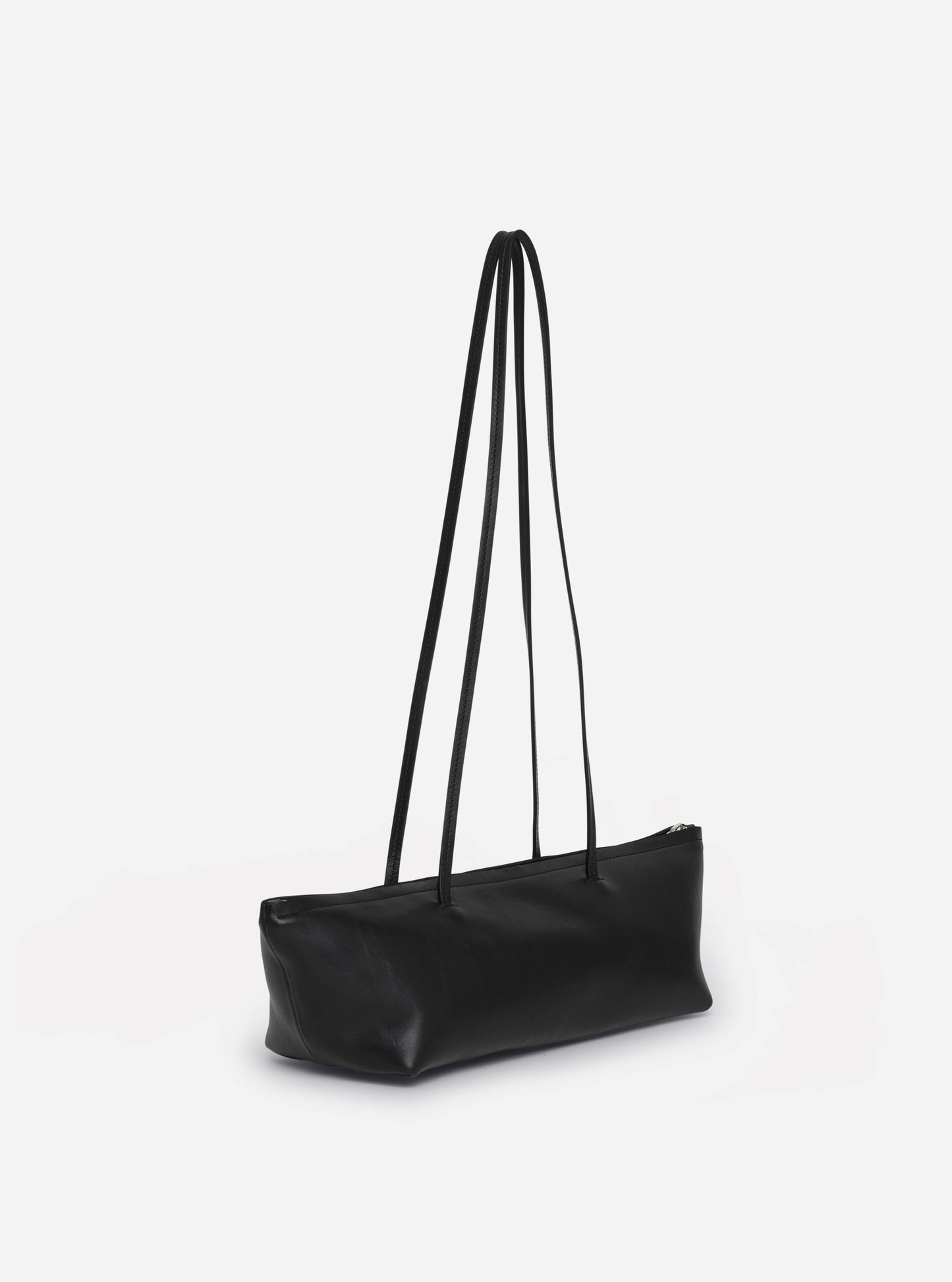 AB 124 Shoulder Bag Black