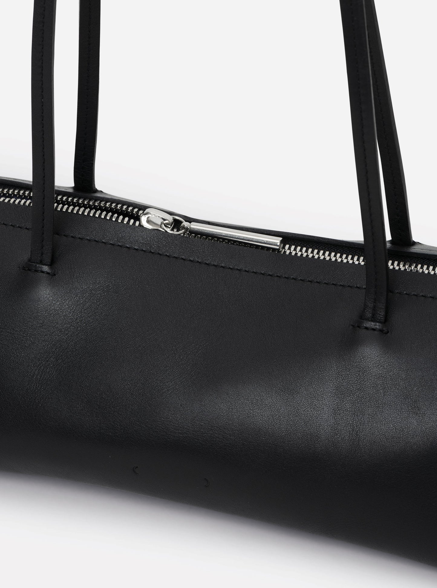 AB 124 Shoulder Bag Black