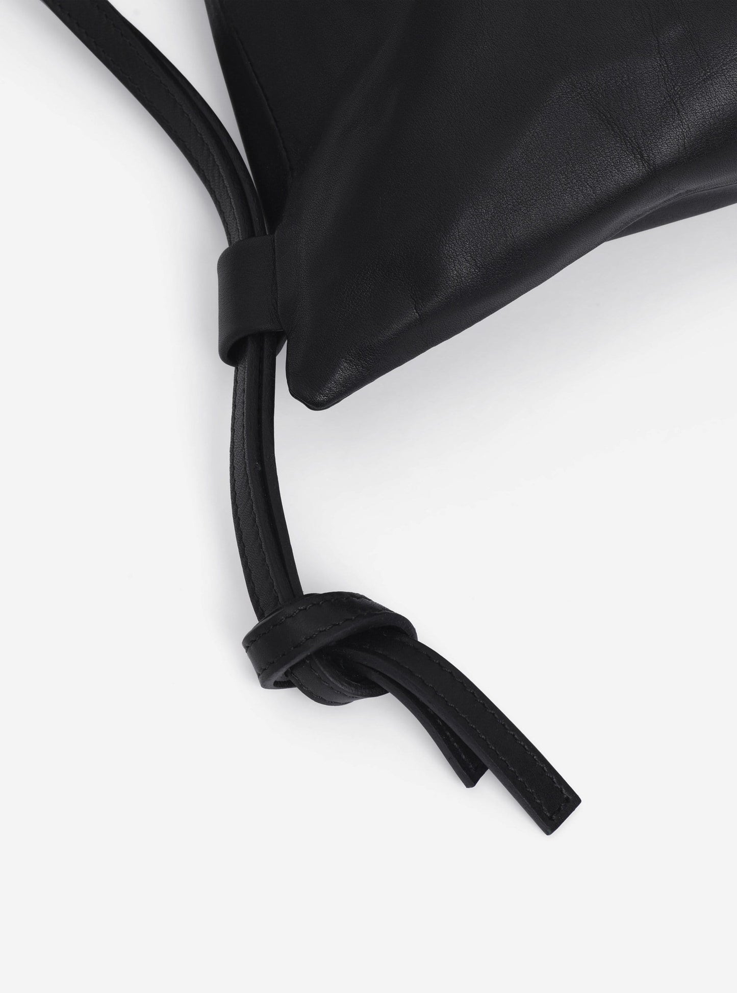 AB 18.3 Rucksack Schwarz