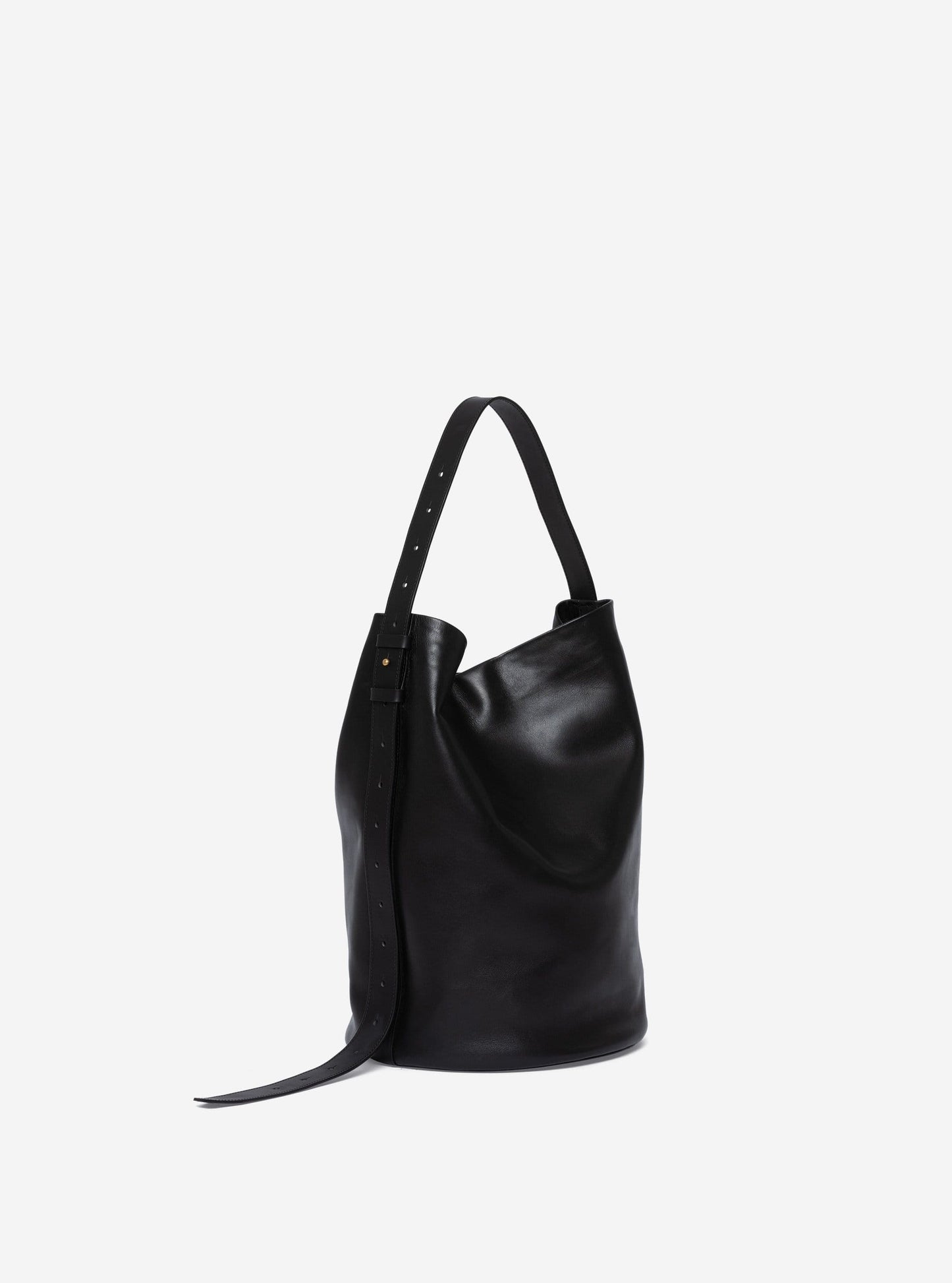 AB 91.1 Bucket Bag Black