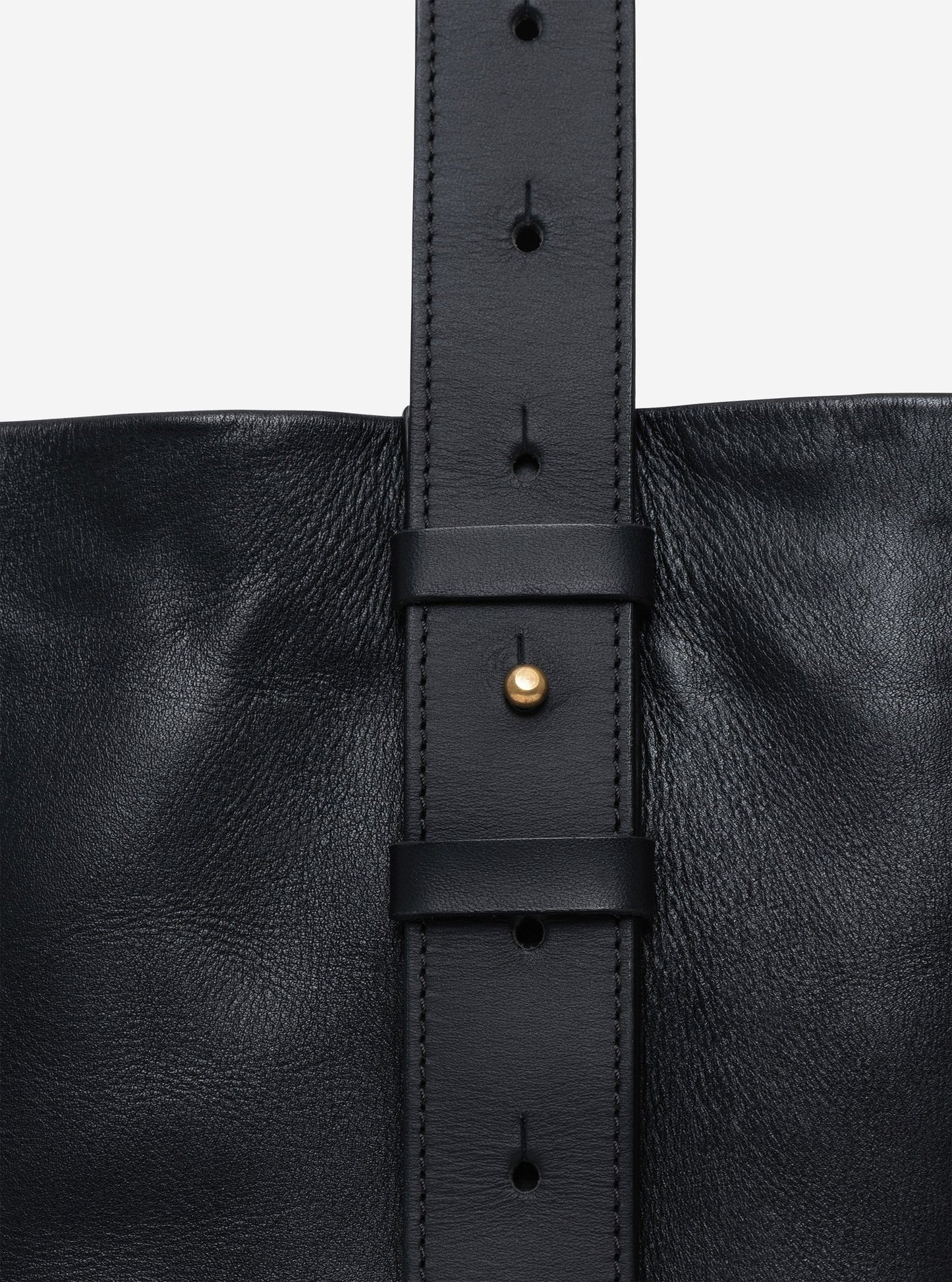 AB 91.1 Bucket Bag Black