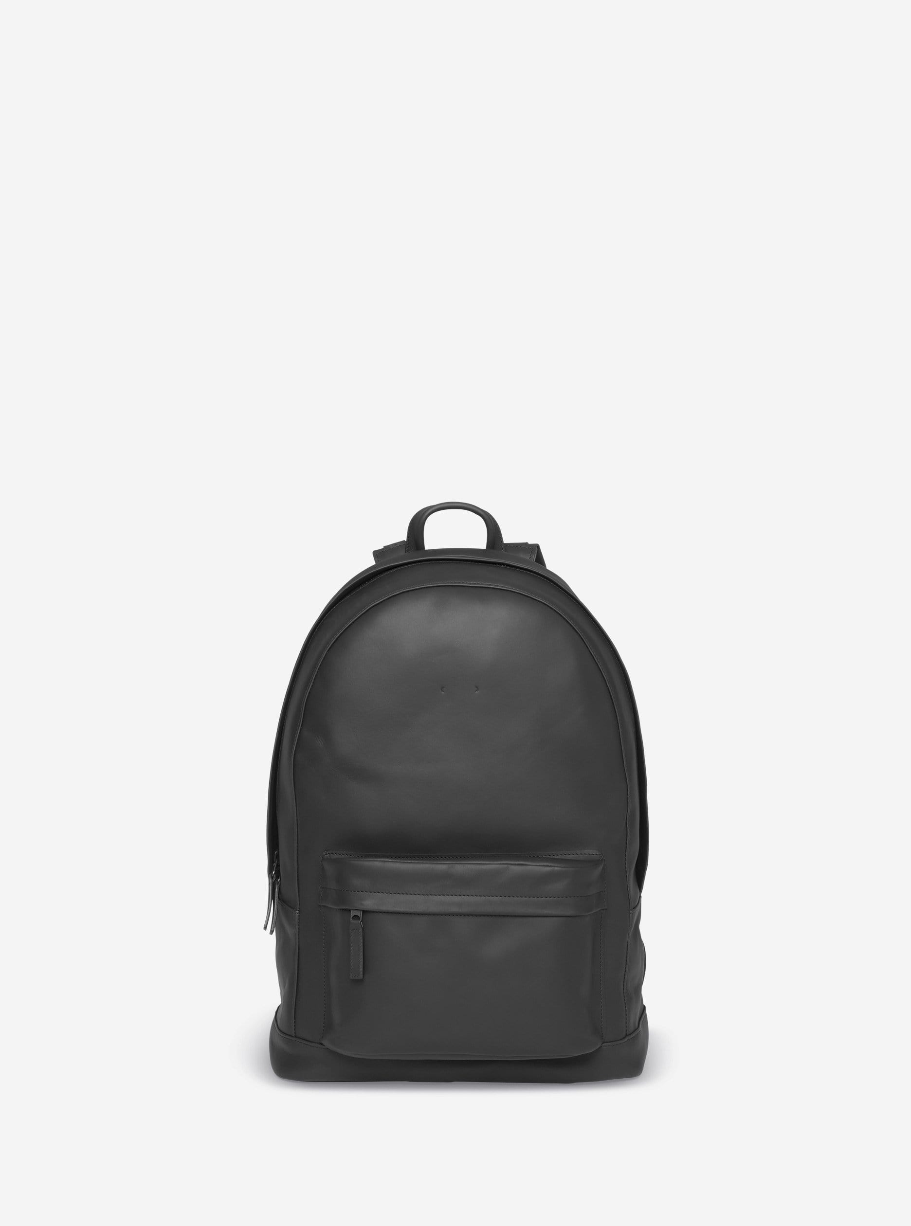 Classic leather backpack CA 6 in Black