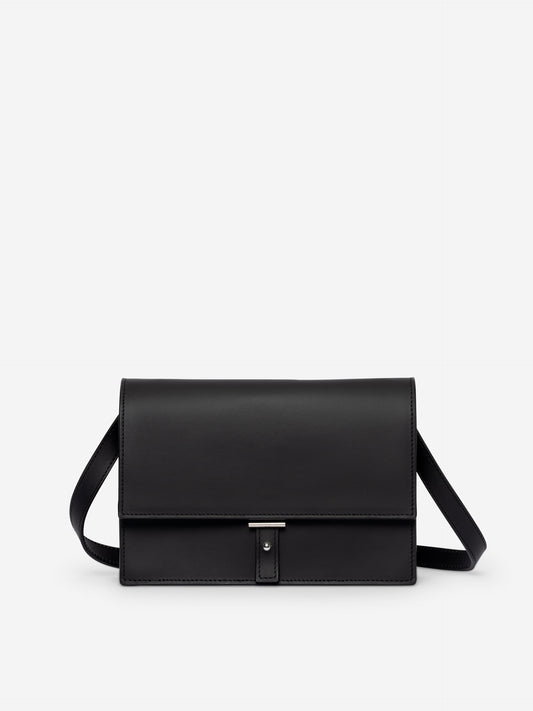 AB 10 Shoulder Bag Black