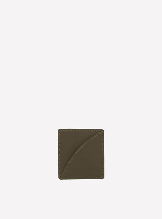 CM 39 Dunkeloliv